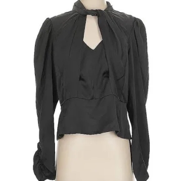 ASTR the Label Black Twist Mock Neck Peplum Blouse with Cut-Out NWT - Picture 5 of 7